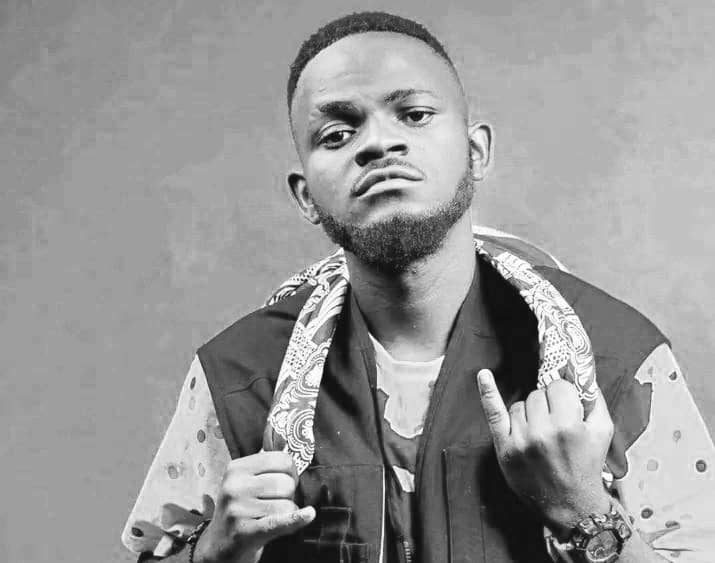 Crispy Malawi - Uzithamanga Mp3
